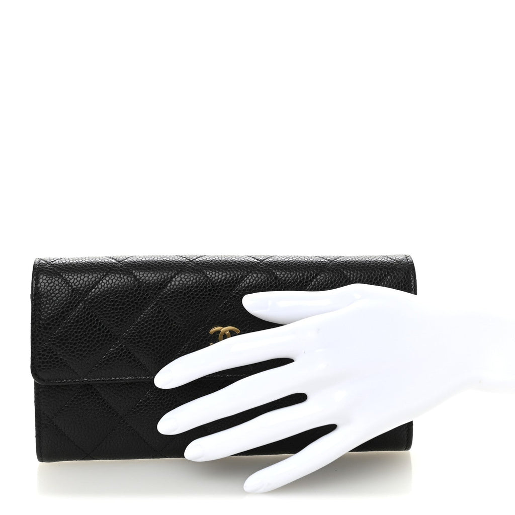 Caviar Quilted Large Gusset Flap Wallet Black