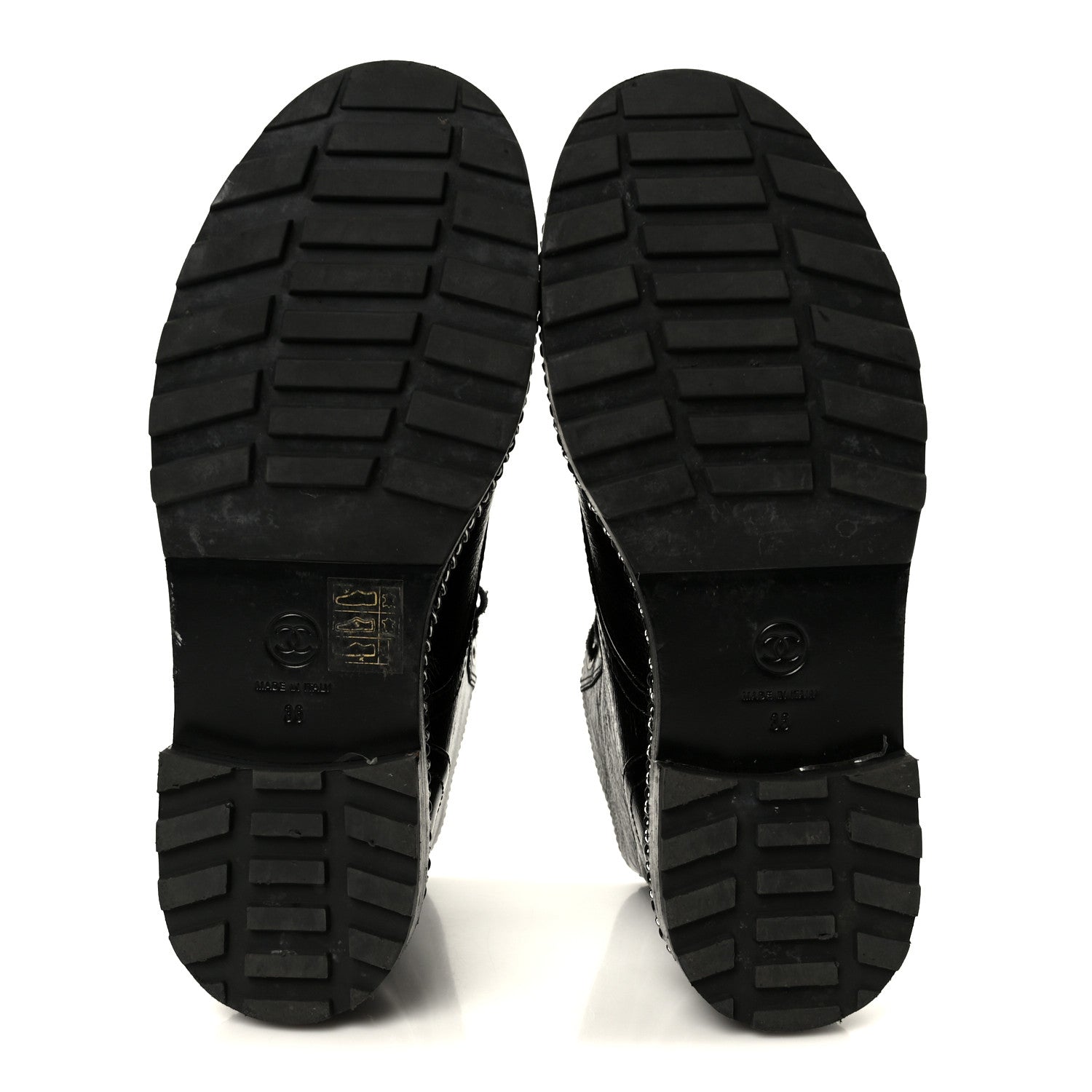 Crackled Calfskin Velvet Pearl Combat Short Boots 36 Black