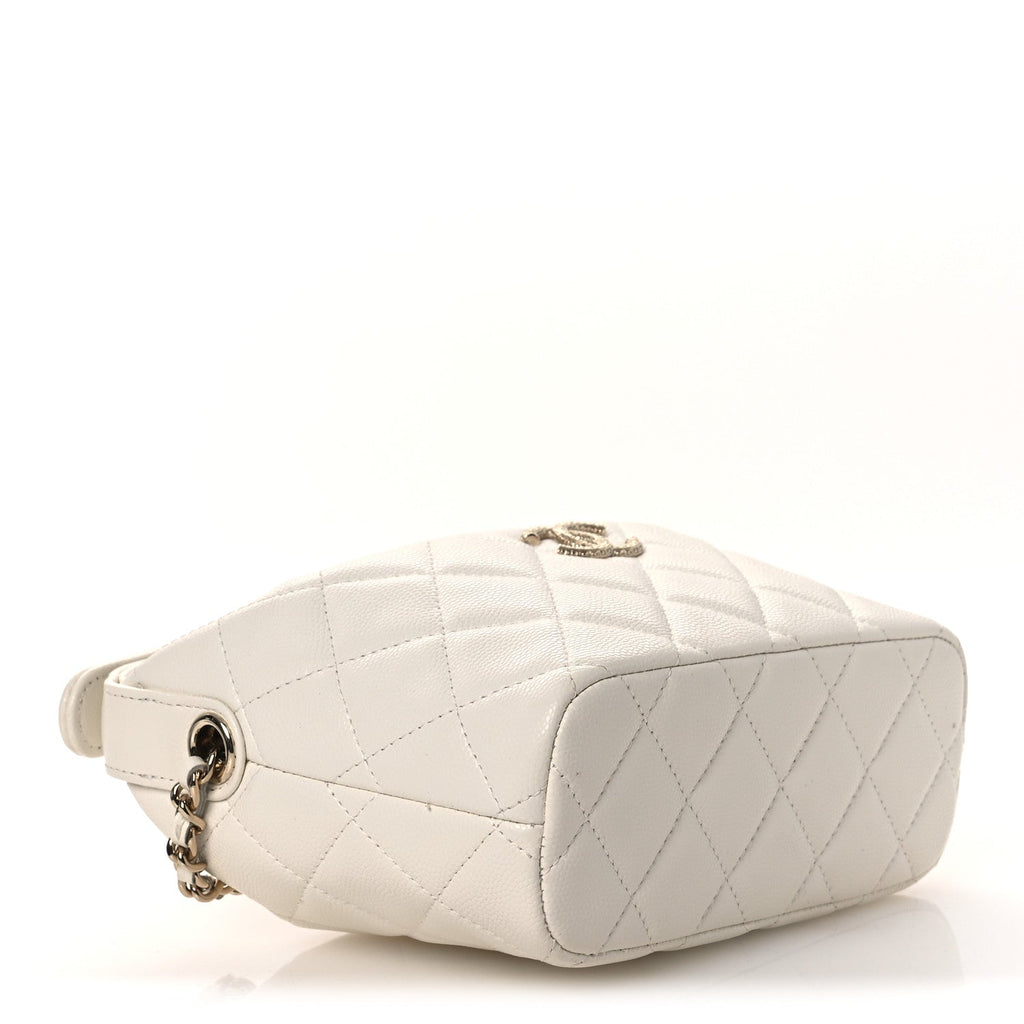 Chanel Caviar Quilted Hobo Clutch With Chain White