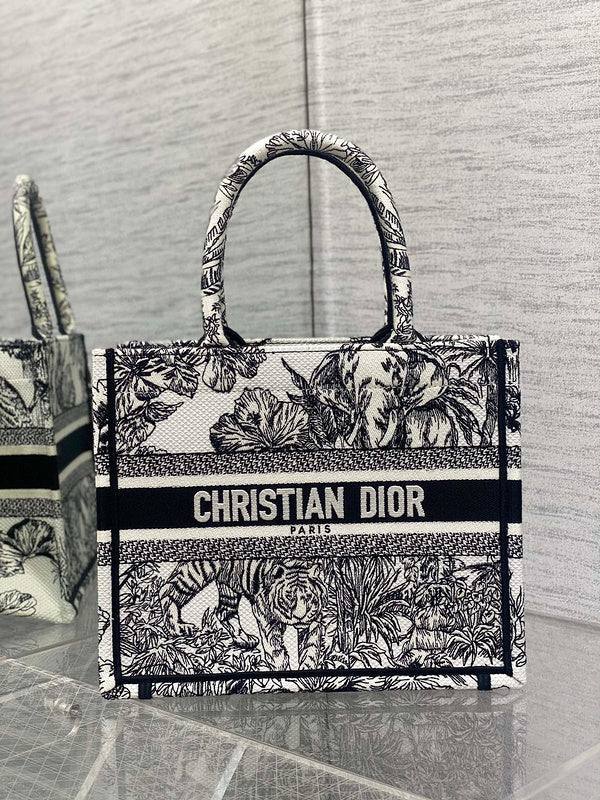 Dior Bags - 810