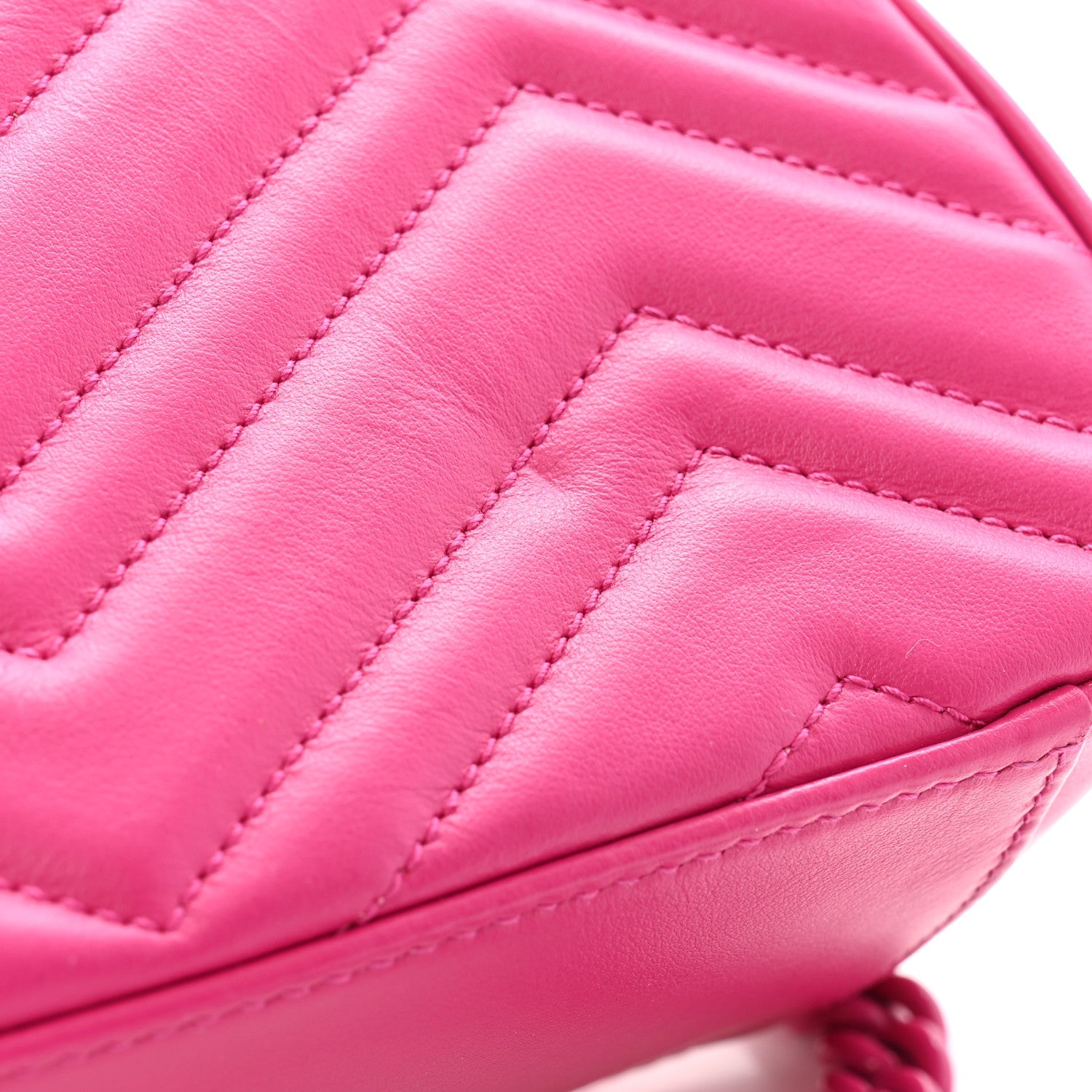 Gucci Calfskin Matelasse Monochrome Mini GG Marmont Top Handle Shoulder Bag Classic Fuxia