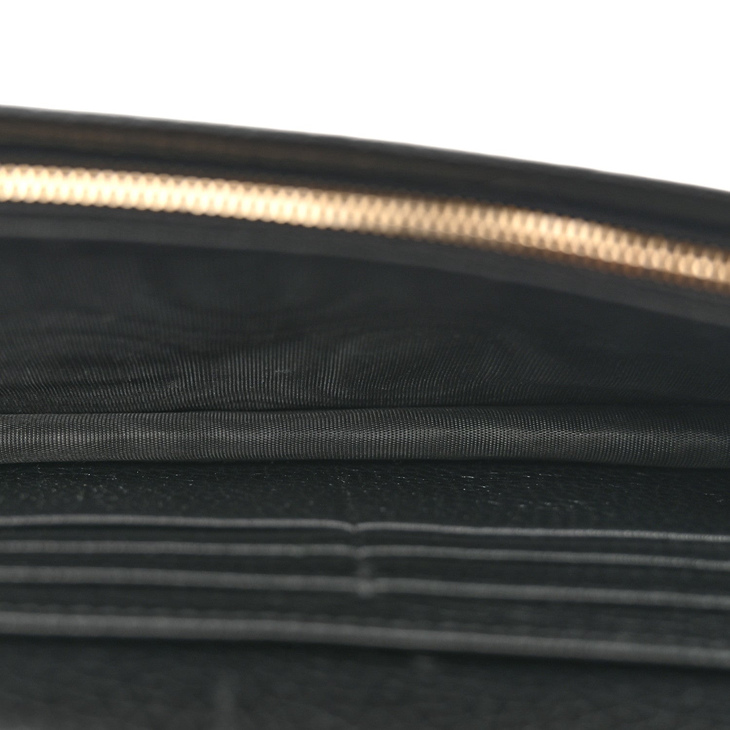 Gucci Pebbled Calfskin Soho Wallet On Chain Black