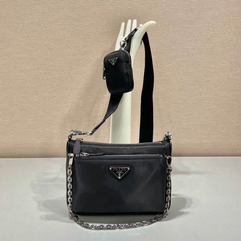 Prada Bags - 1353