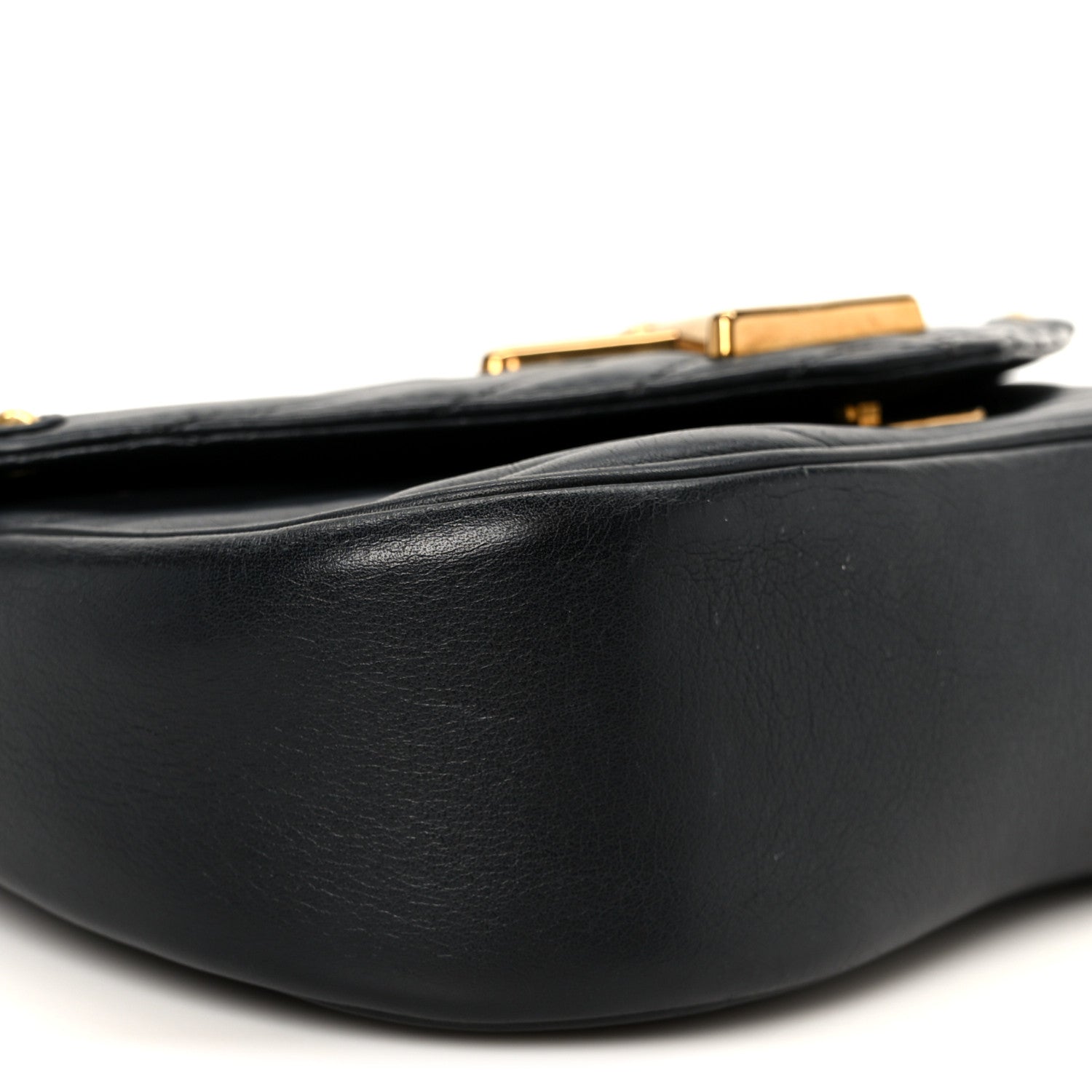 Louis Vuitton Calfskin New Wave Chain MM Black