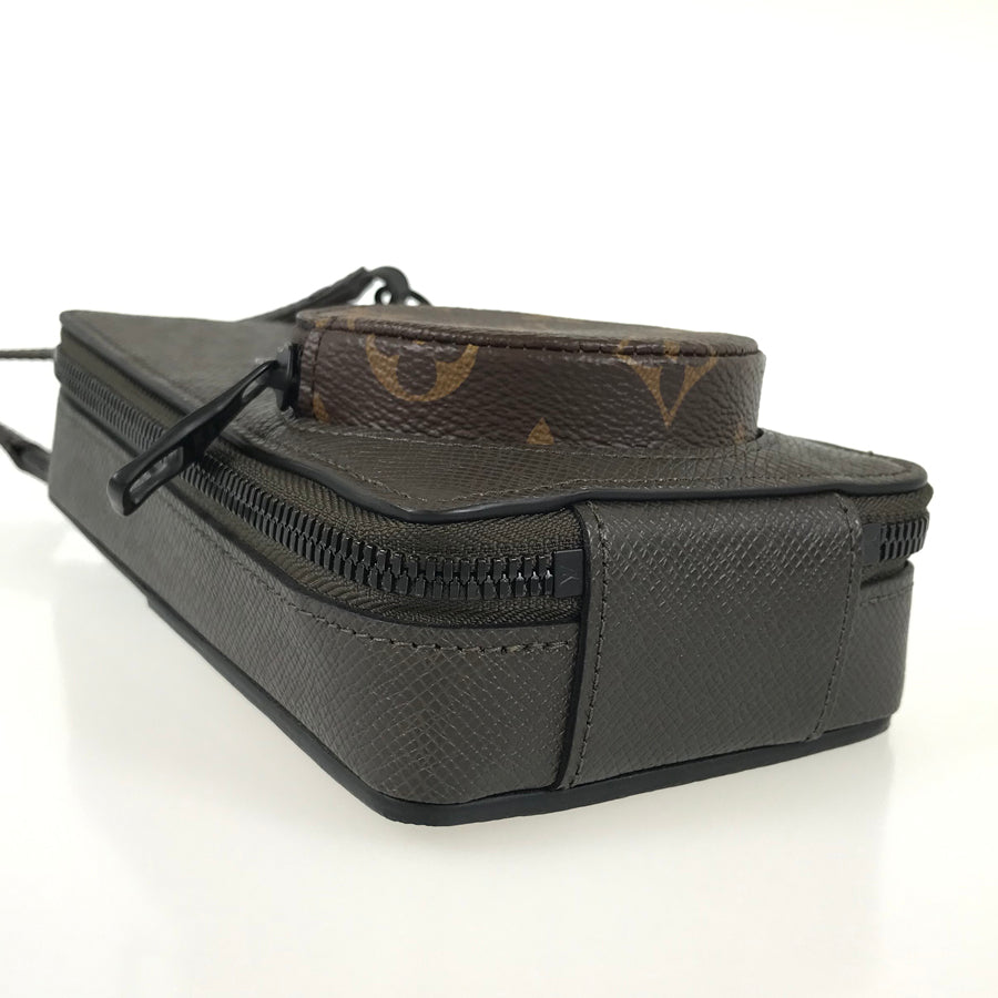 LOUIS VUITTON Taiga Monogram Phone Box M30581 Shoulder bag