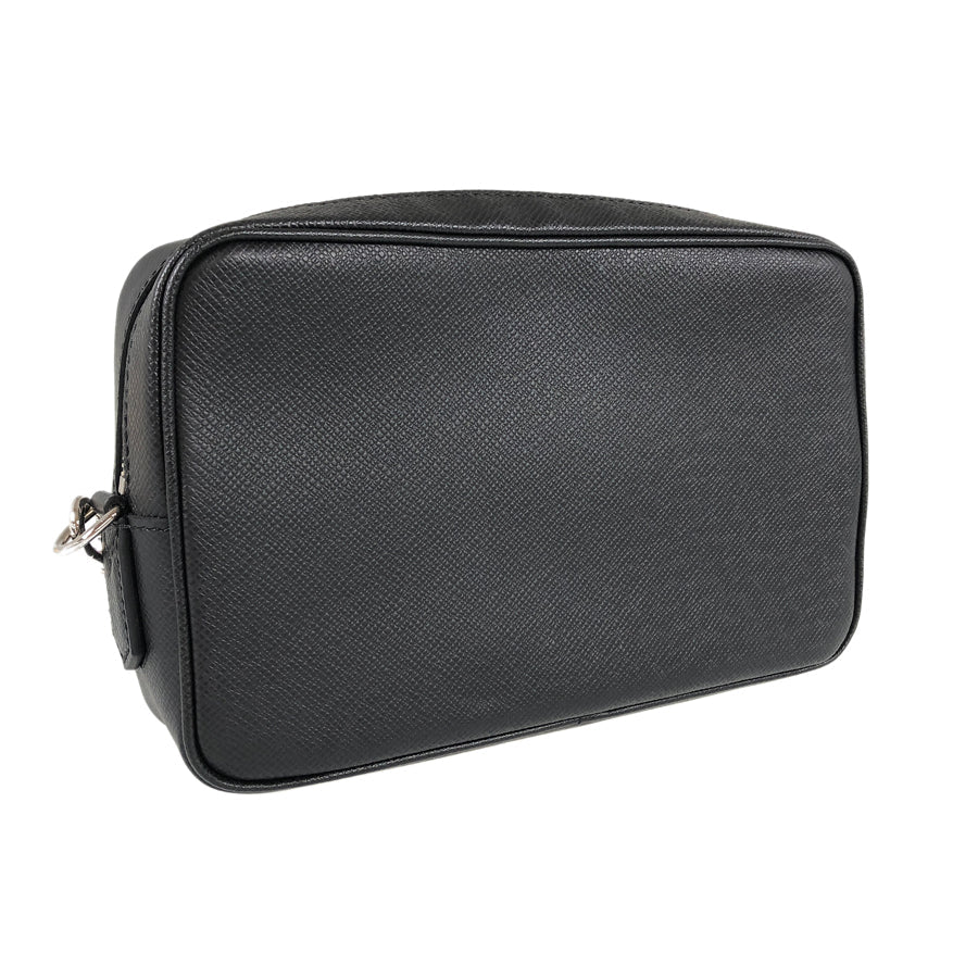 LOUIS VUITTON Taiga Pochette Kasai M30441 Second bag