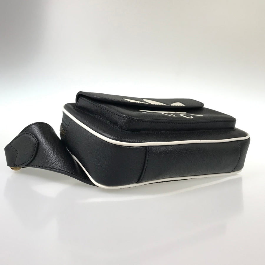 GUCCI Sling bag