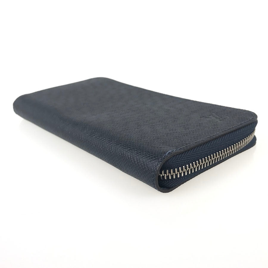 LOUIS VUITTON Taiga Zippy Wallet Vertical M30510 Long wallet Round zipper