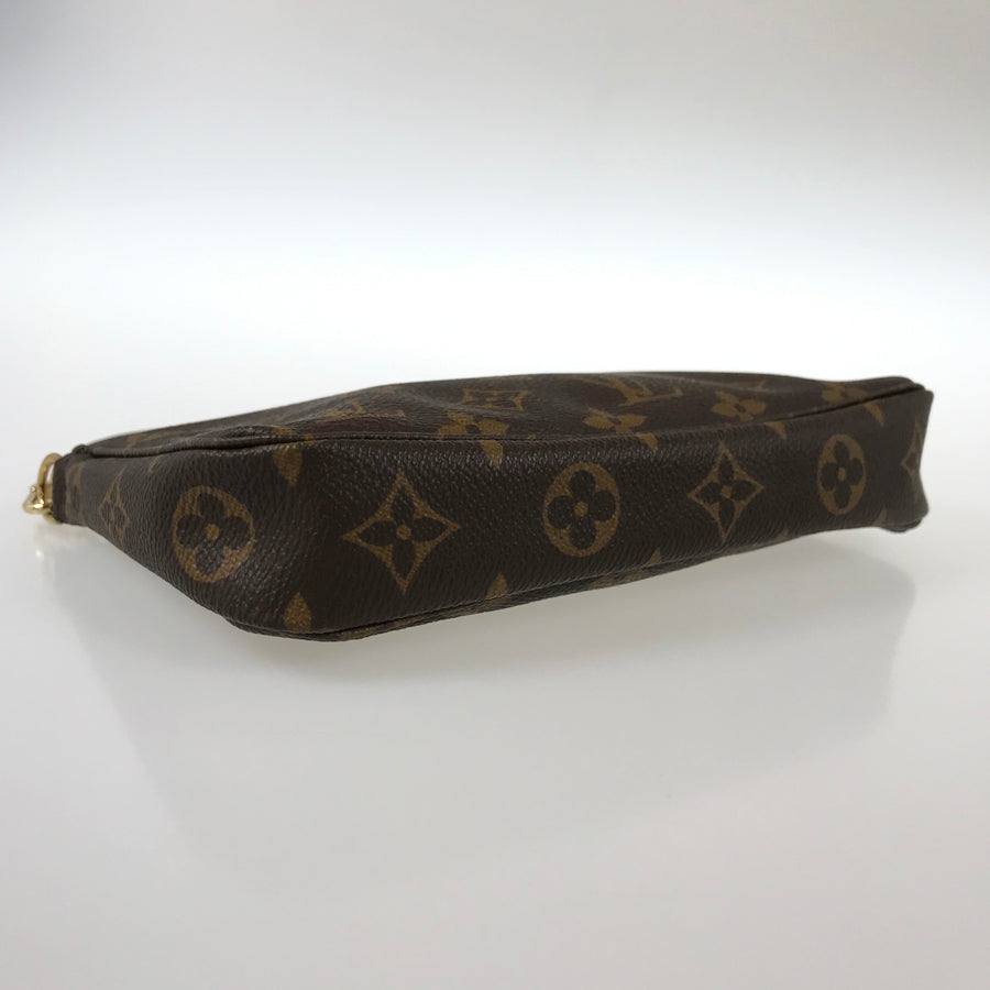 LOUIS VUITTON Monogram Pochette Accessoires M51980 Pouch