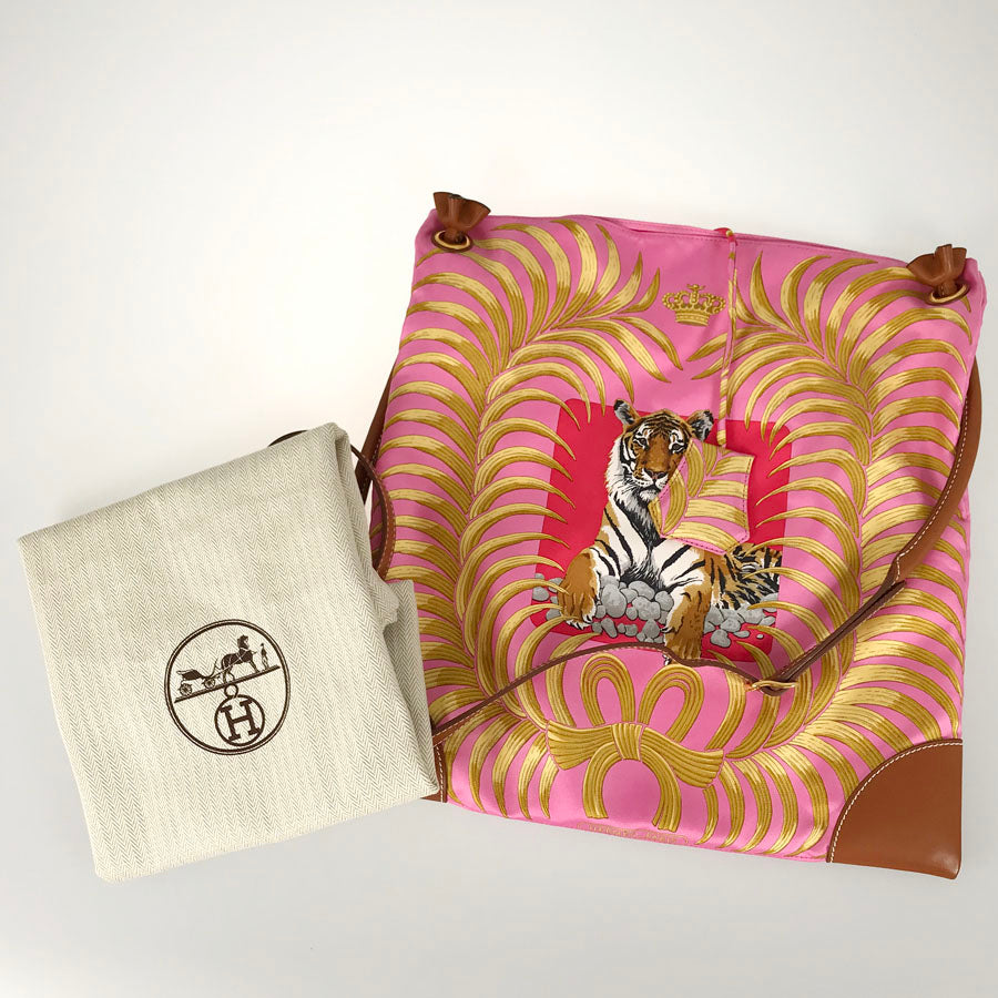 HERMES Silky City PM King's Tiger Shoulder bag