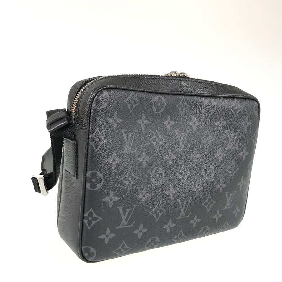 LOUIS VUITTON Taigarama Outdoor Messenger PM M30233 Shoulder bag