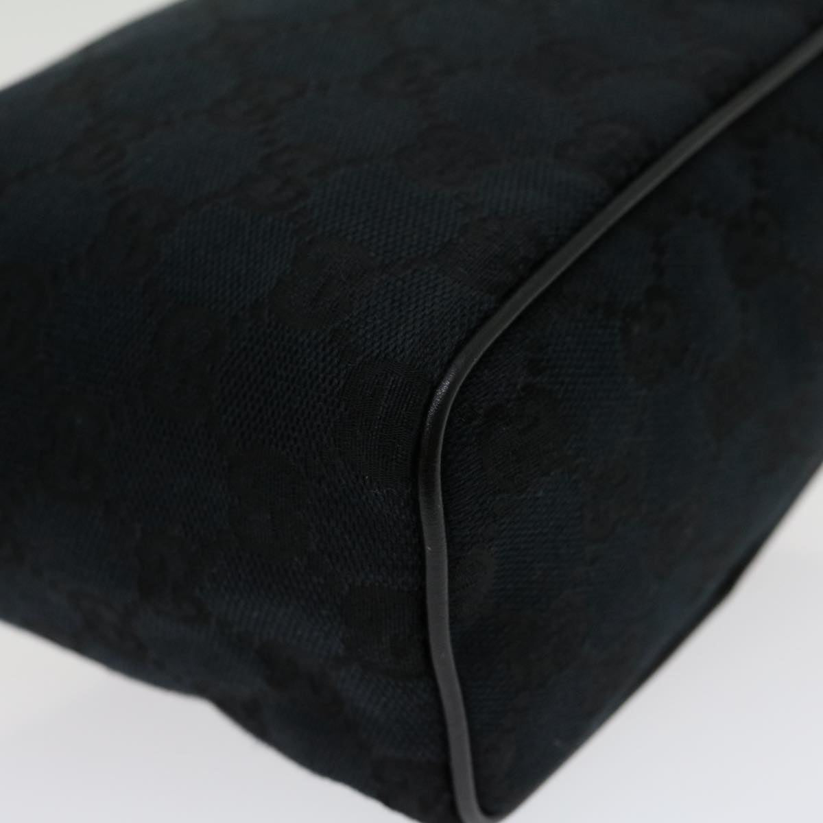 GUCCI GG Canvas Hand Bag Black  am2610g