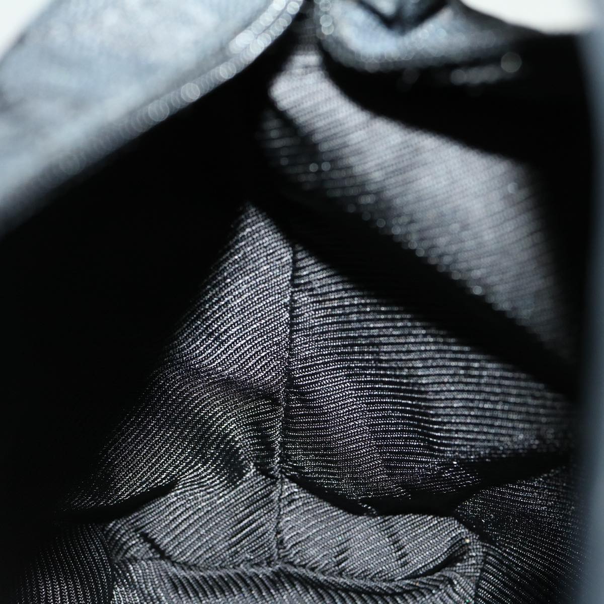 GUCCI GG Canvas Hand Bag Black  am2610g