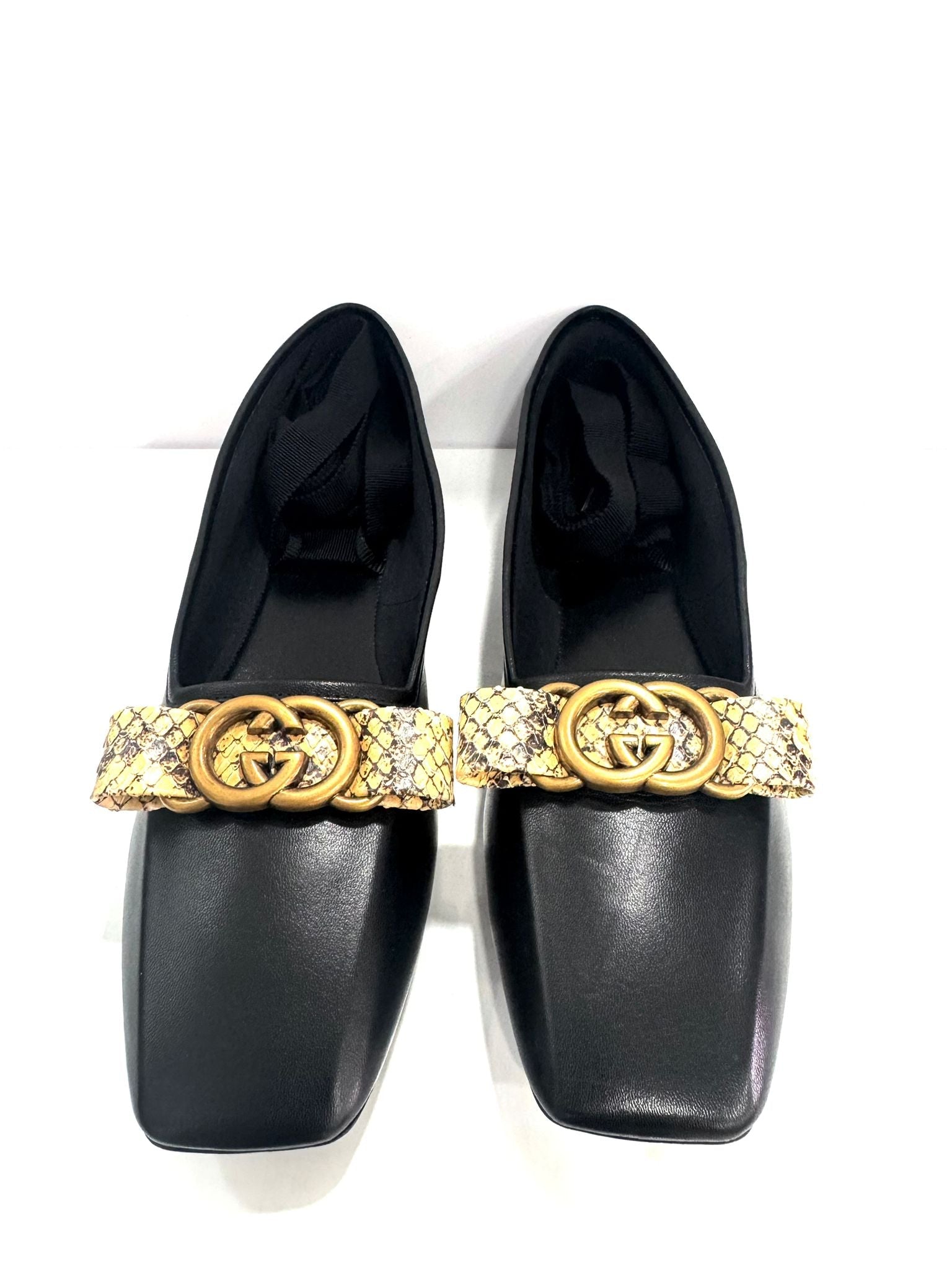 GUCCI INTERLOCKING G LEATHER BALLERINA SHOES
