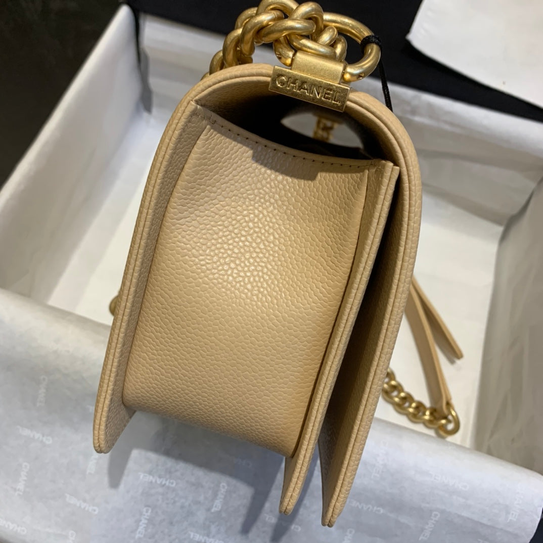 Chanel - Luxury Bag - CHL - 827
