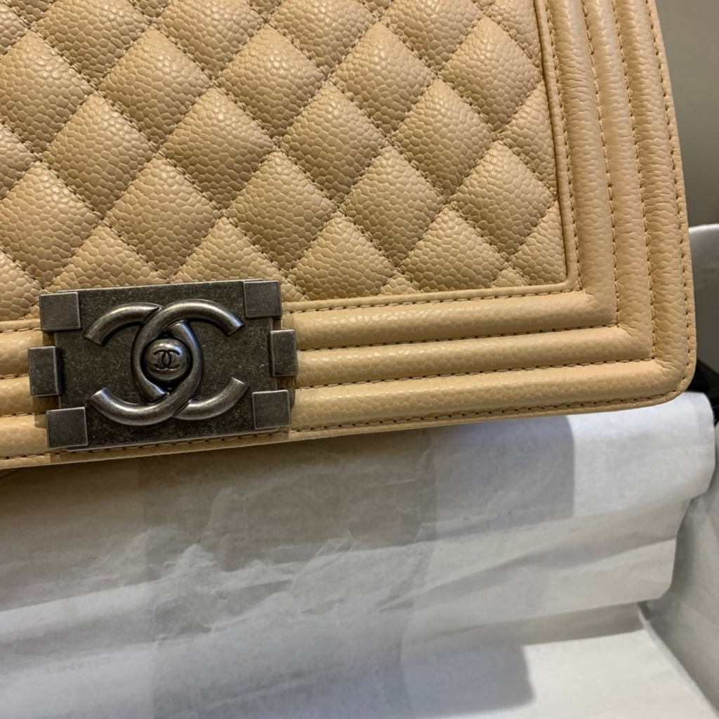 Chanel - Luxury Bag - CHL - 828