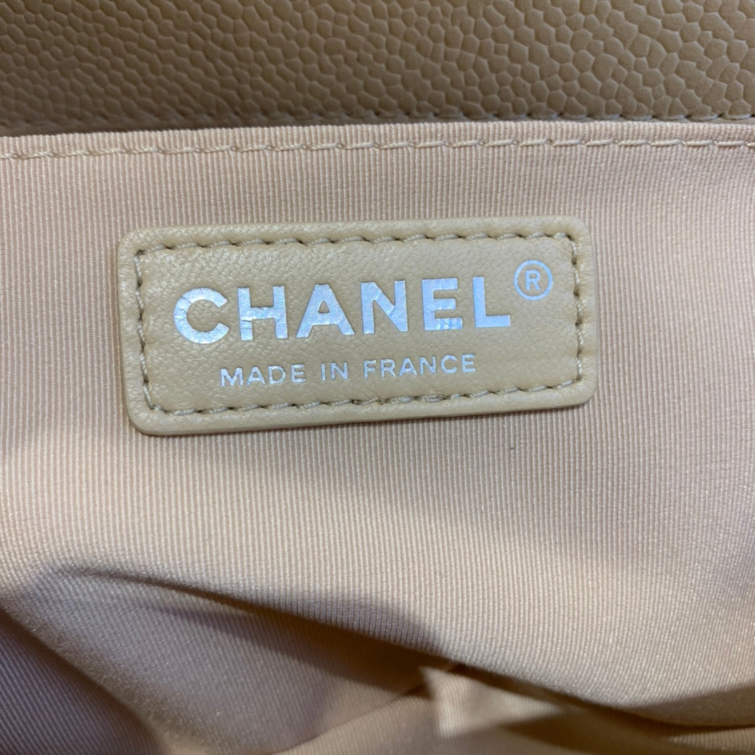 Chanel - Luxury Bag - CHL - 828