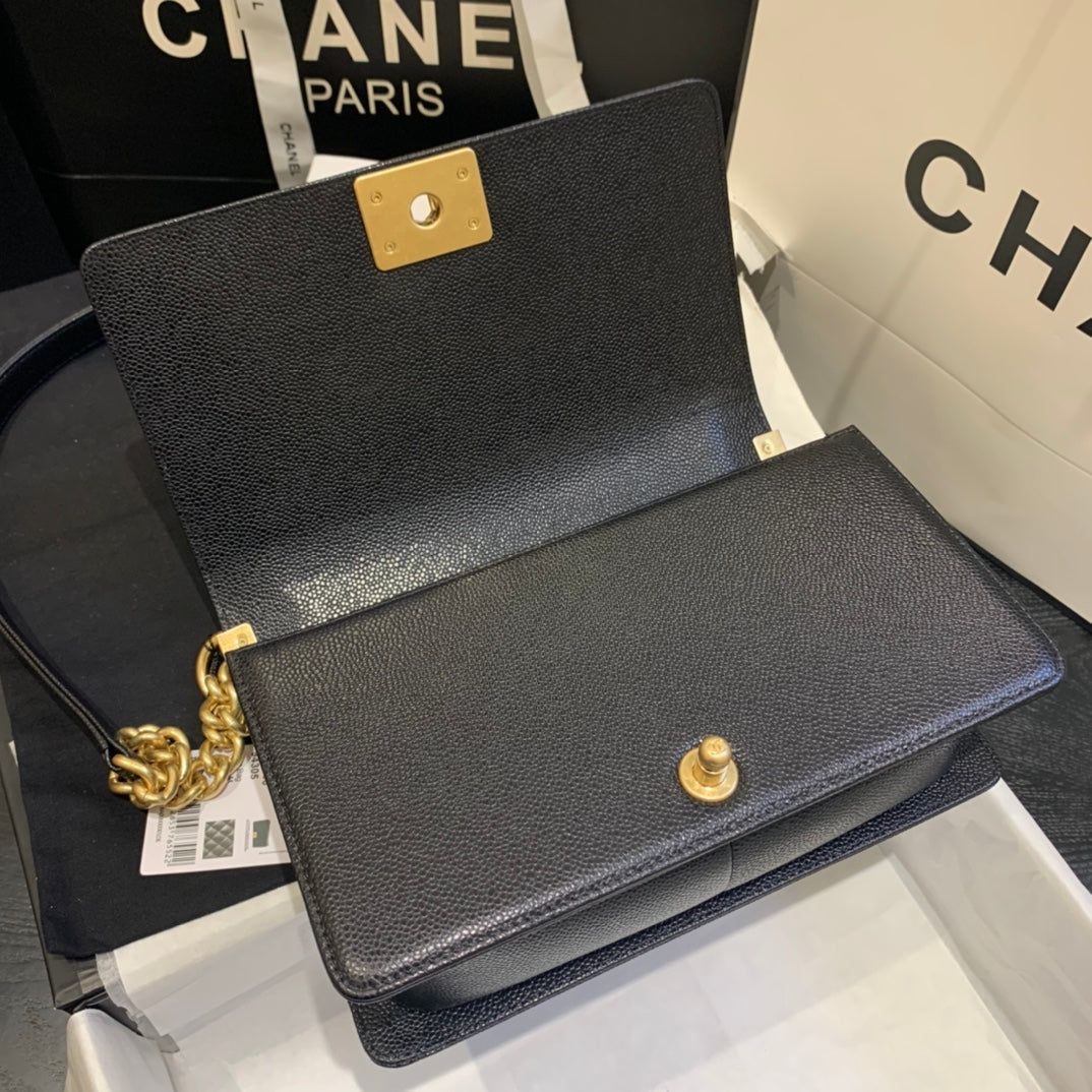 Chanel - Luxury Bag - CHL - 829