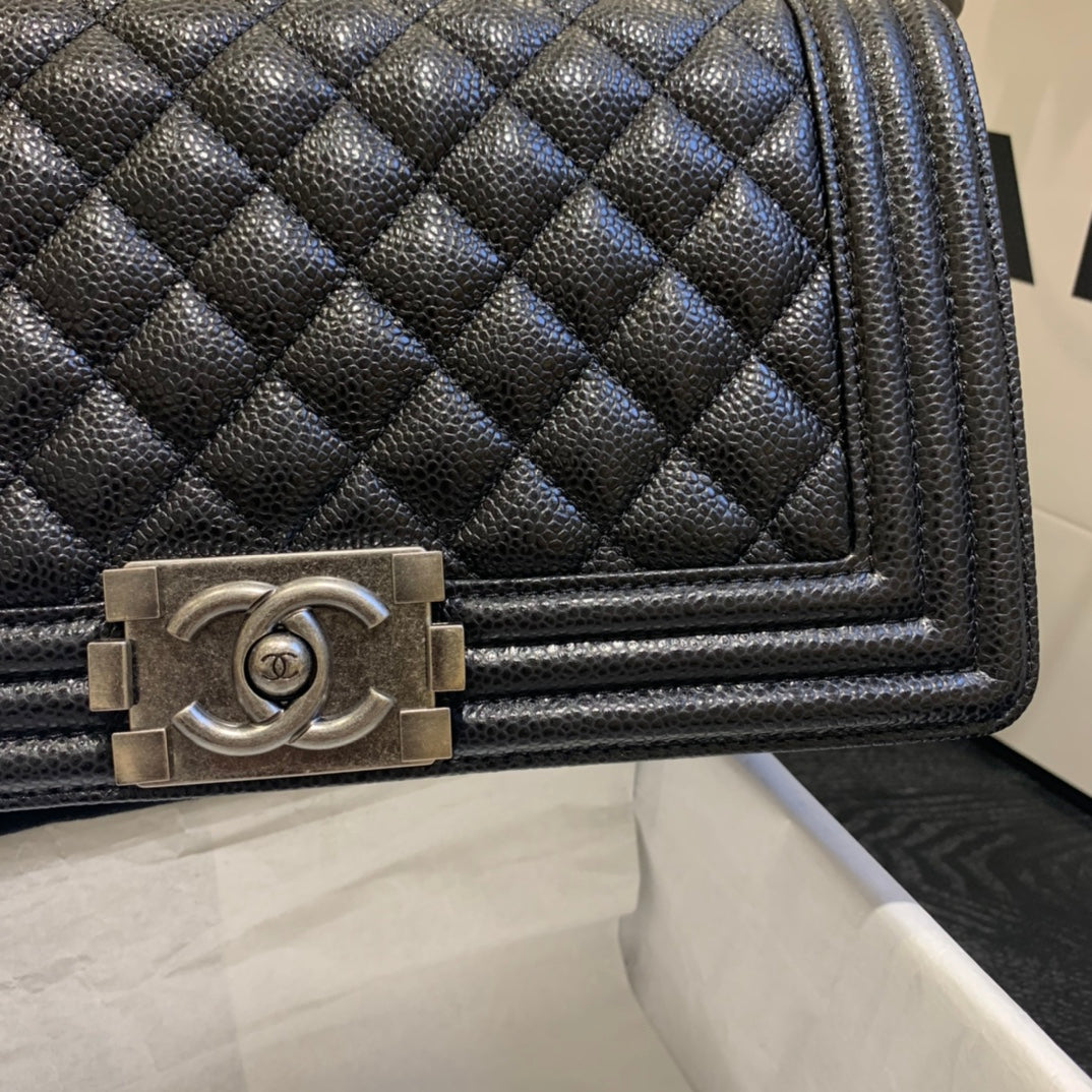 Chanel - Luxury Bag - CHL - 830