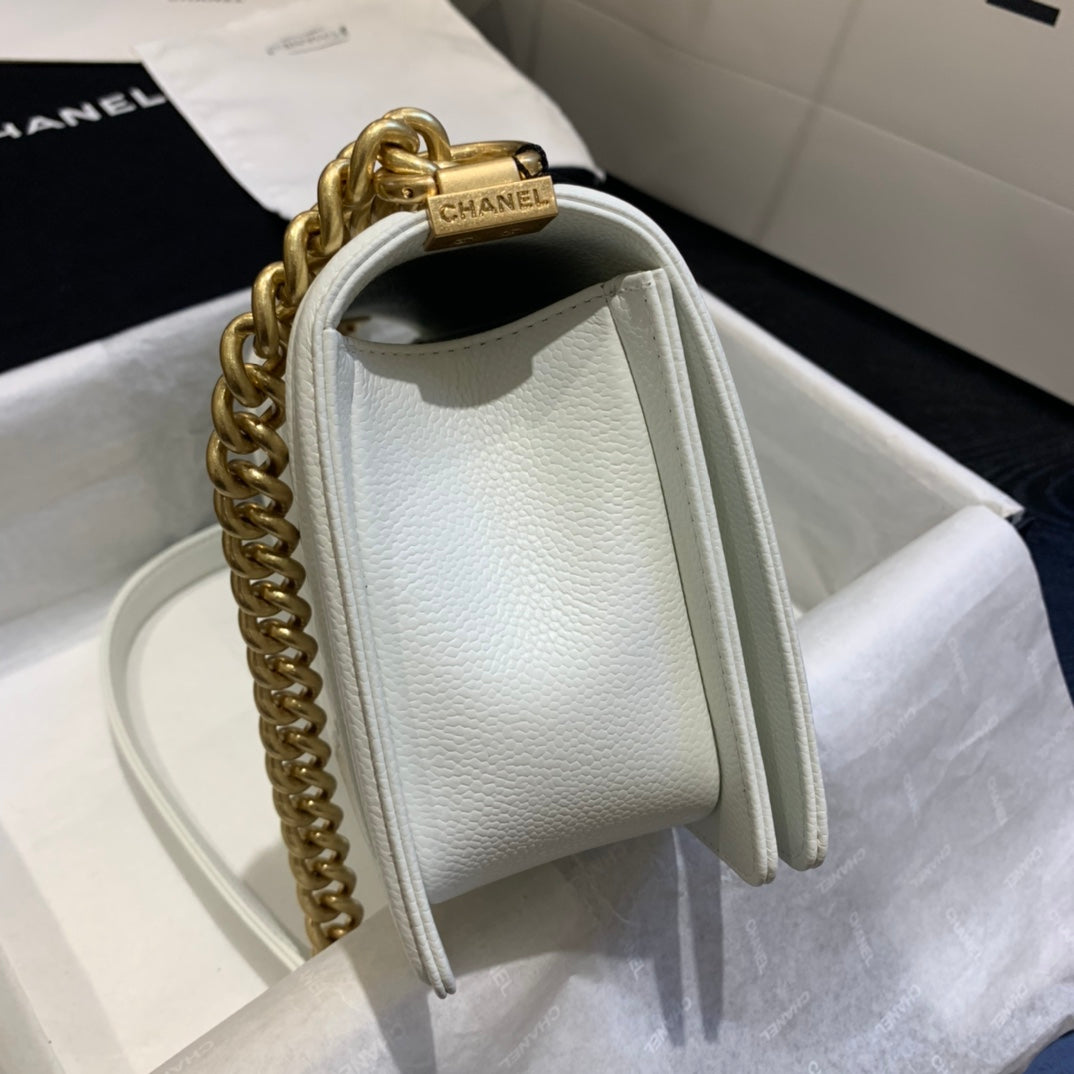 Chanel - Luxury Bag - CHL - 825