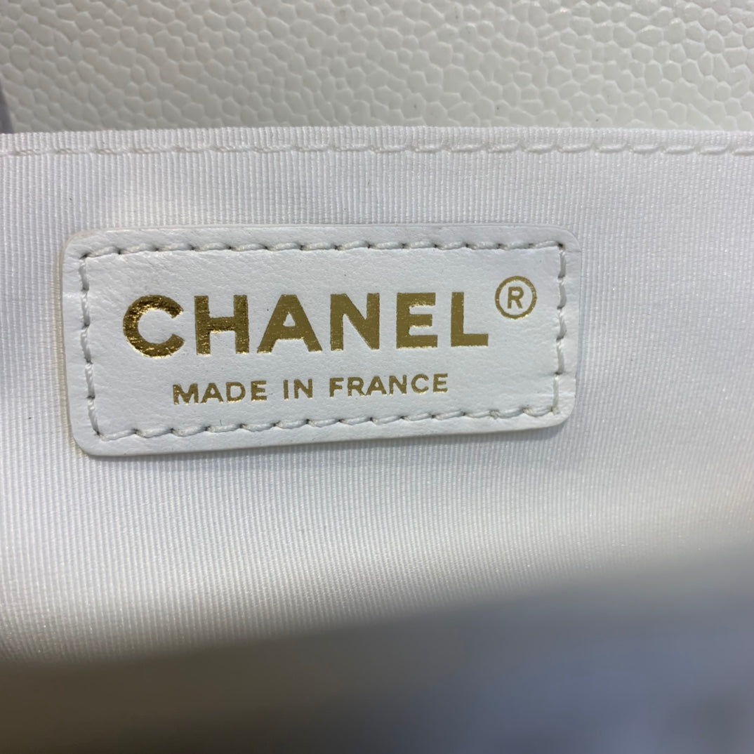 Chanel - Luxury Bag - CHL - 825