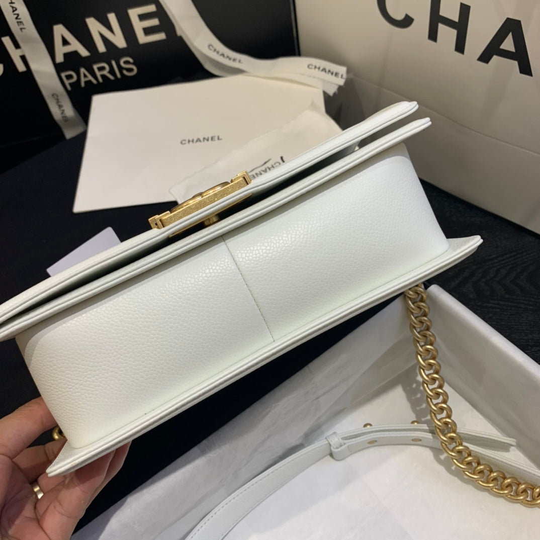 Chanel - Luxury Bag - CHL - 825