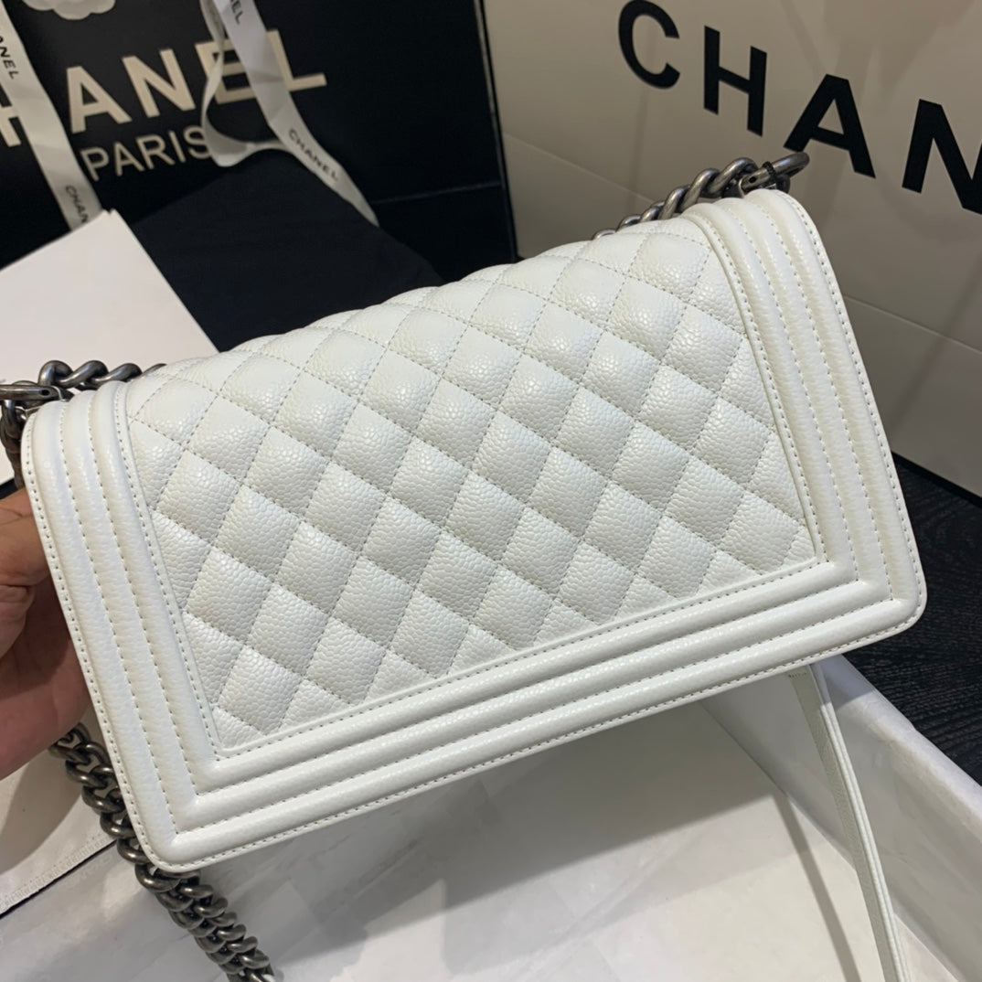 Chanel - Luxury Bag - CHL - 826