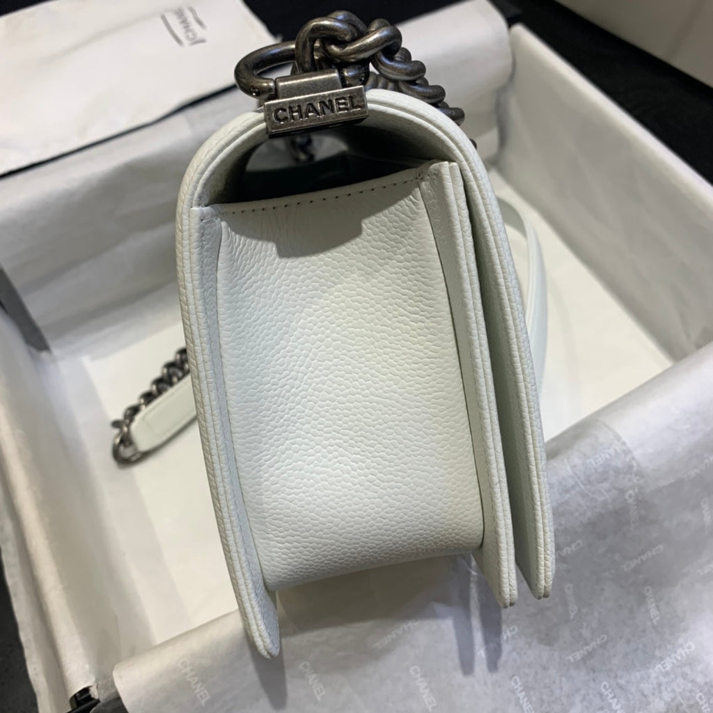 Chanel - Luxury Bag - CHL - 826