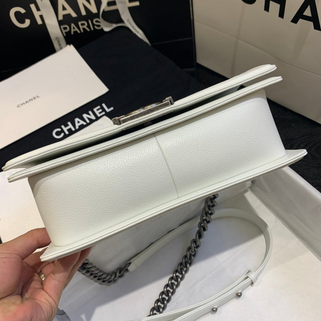 Chanel - Luxury Bag - CHL - 826