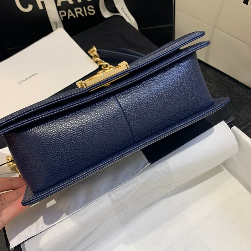 Chanel - Luxury Bag - CHL - 821