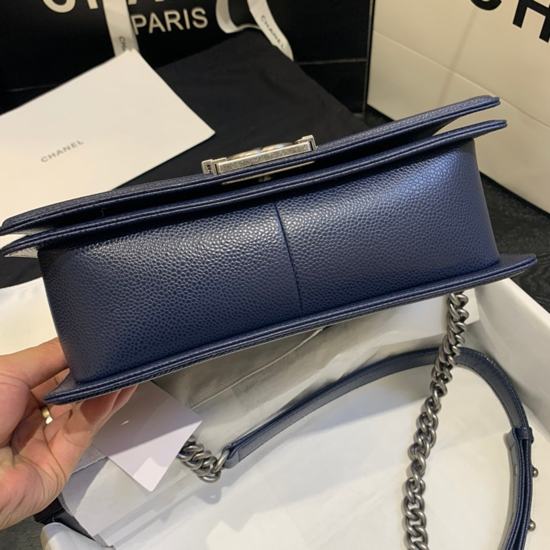 Chanel - Luxury Bag - CHL - 822