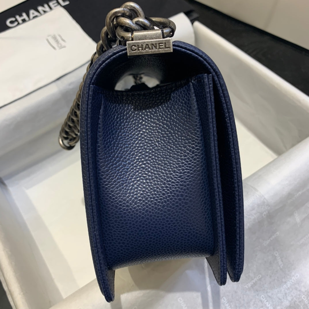 Chanel - Luxury Bag - CHL - 822