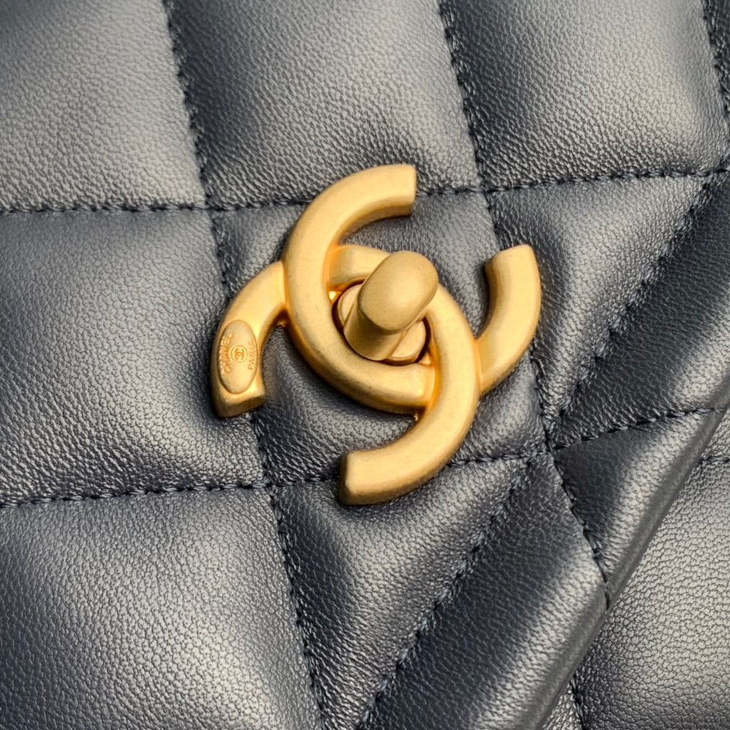 Chanel - Luxury Bag - CHL - 813