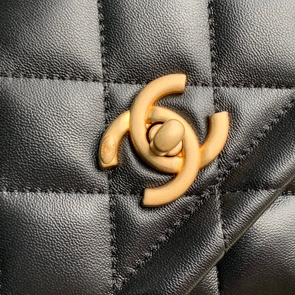 Chanel - Luxury Bag - CHL - 809