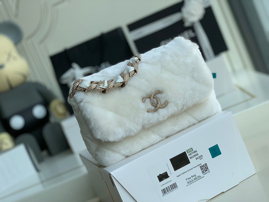 Chanel - Luxury Bag - CHL - 817