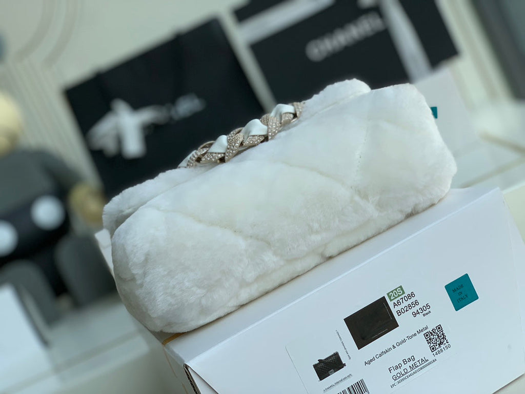Chanel - Luxury Bag - CHL - 817
