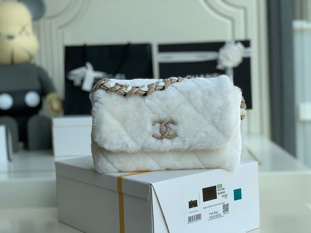 Chanel - Luxury Bag - CHL - 817