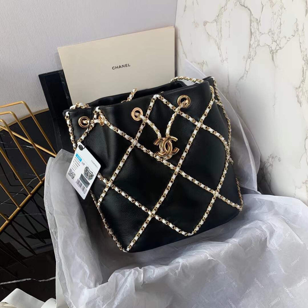 Chanel - Luxury Bag - CHL - 877