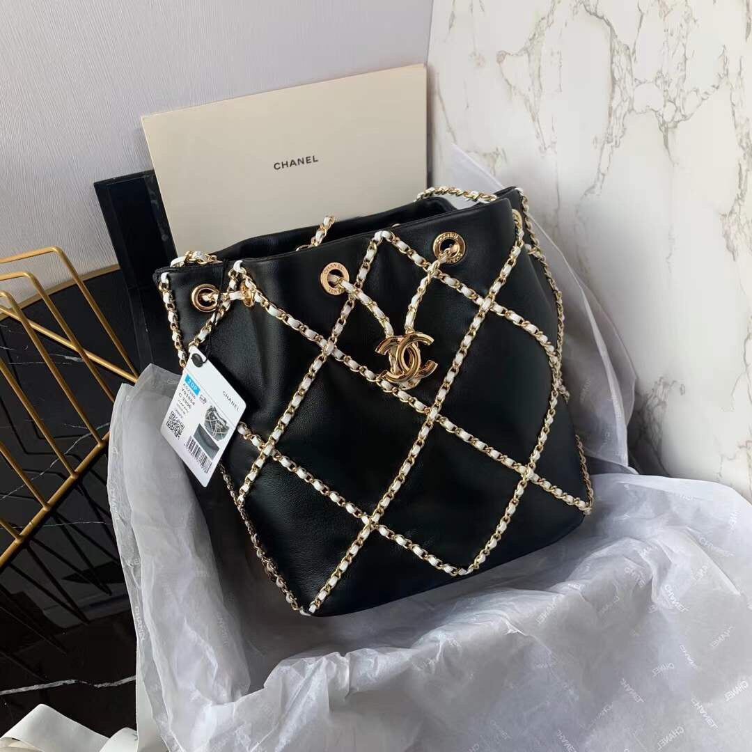 Chanel - Luxury Bag - CHL - 877