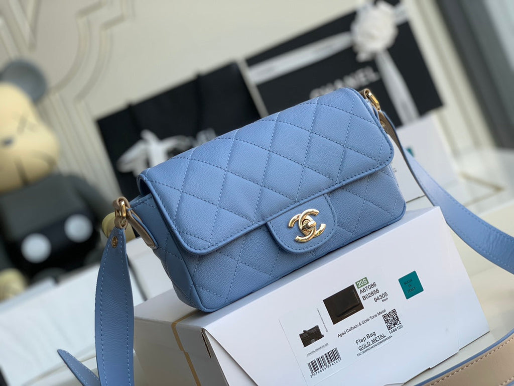 Chanel - Luxury Bag - CHL - 820