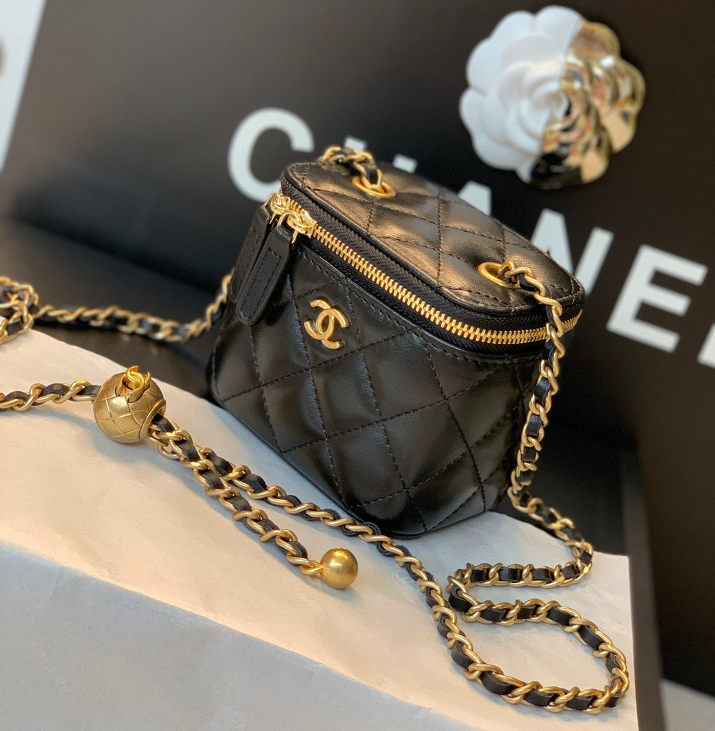 Chanel - Luxury Bag - CHL - 831