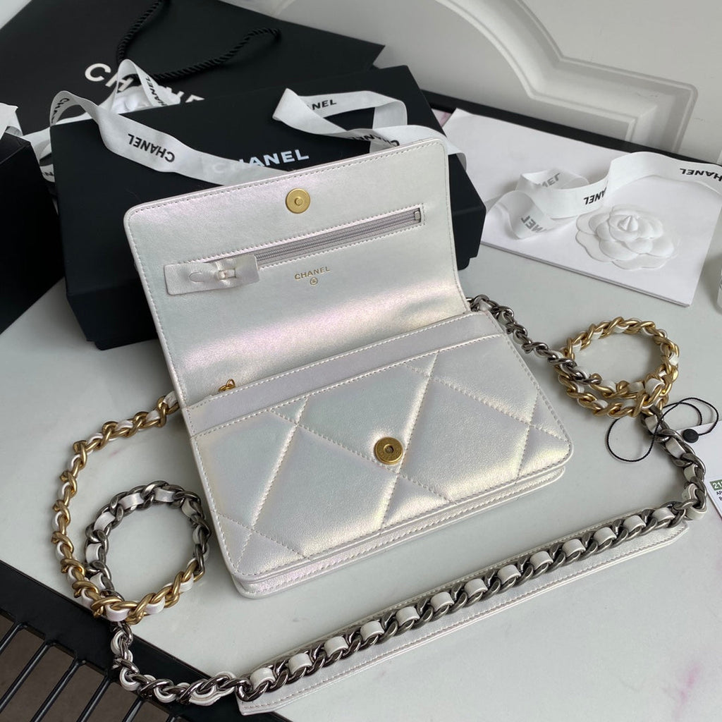 Chanel - Luxury Bag - CHL - 845