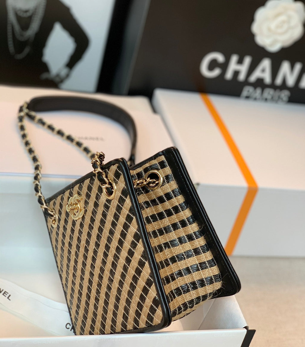Chanel - Luxury Bag - CHL - 752