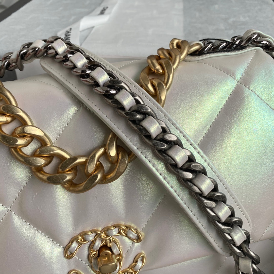 Chanel - Luxury Bag - CHL - 844