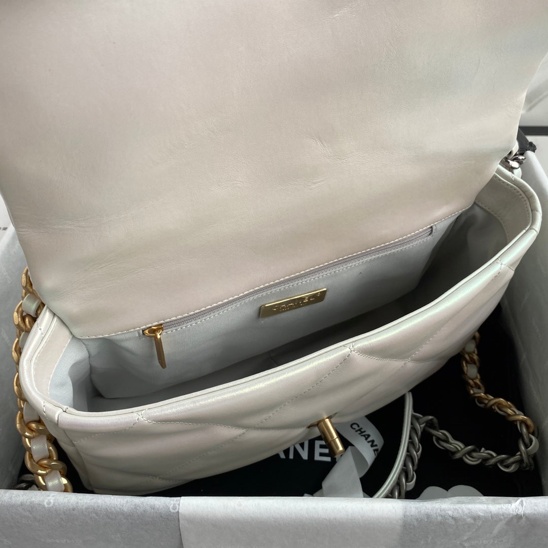 Chanel - Luxury Bag - CHL - 844