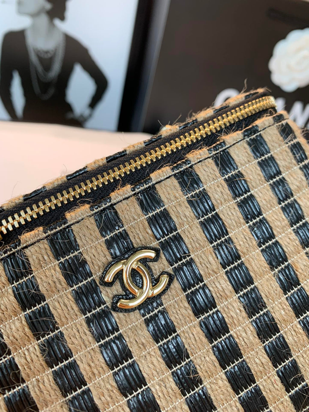 Chanel - Luxury Bag - CHL - 749