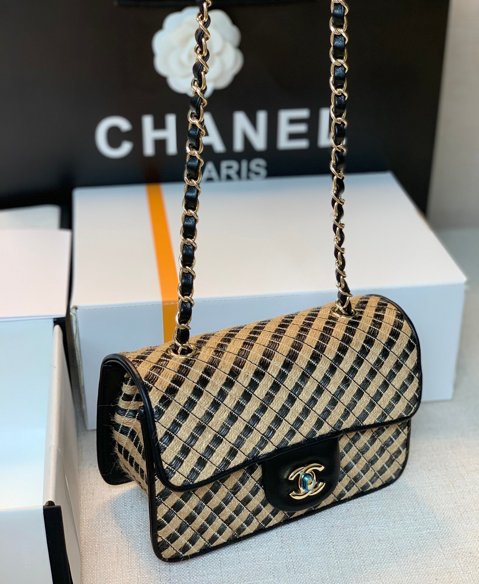 Chanel - Luxury Bag - CHL - 751