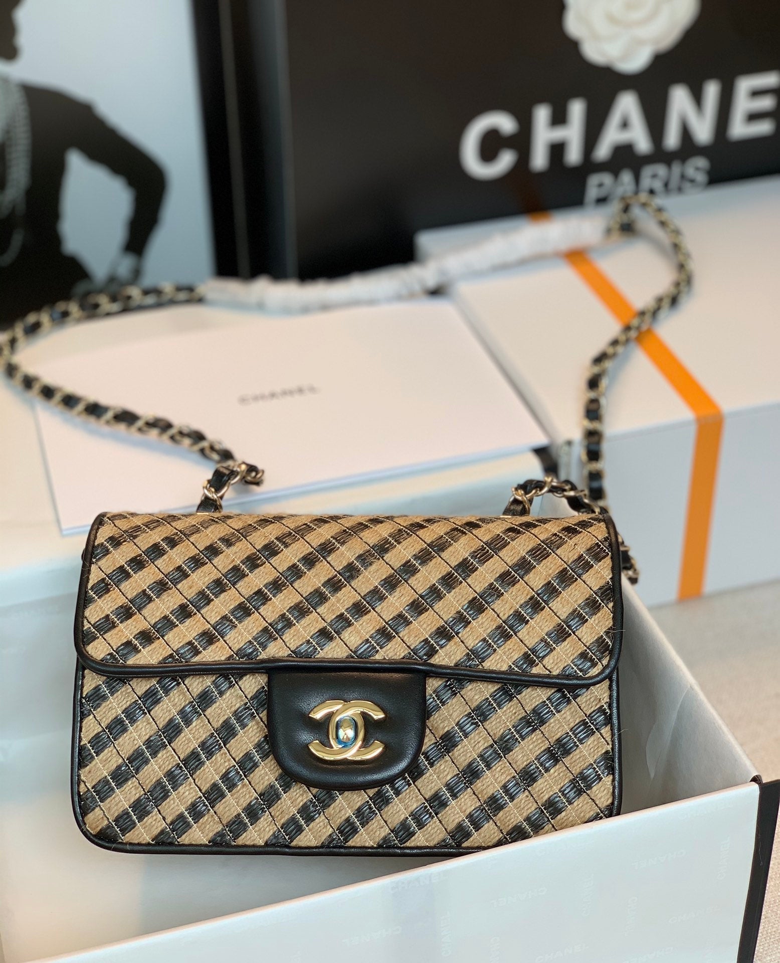 Chanel - Luxury Bag - CHL - 751