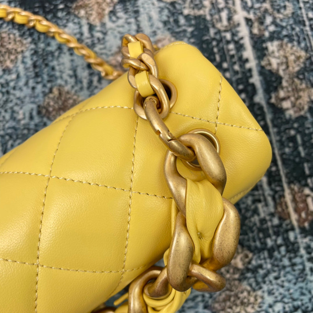 Chanel - Luxury Bag - CHL - 835