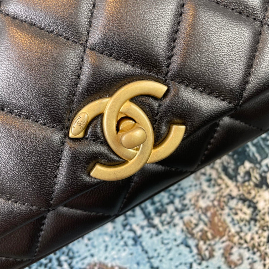 Chanel - Luxury Bag - CHL - 842